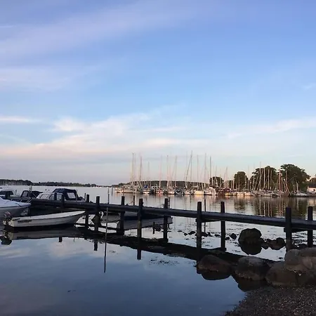 Lägenhet Smukke Omgivelser I Troense *