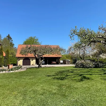 Smukke Omgivelser I Troense Svendborg